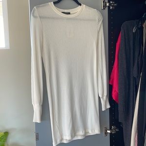 WHITE SWEATER DRESS
